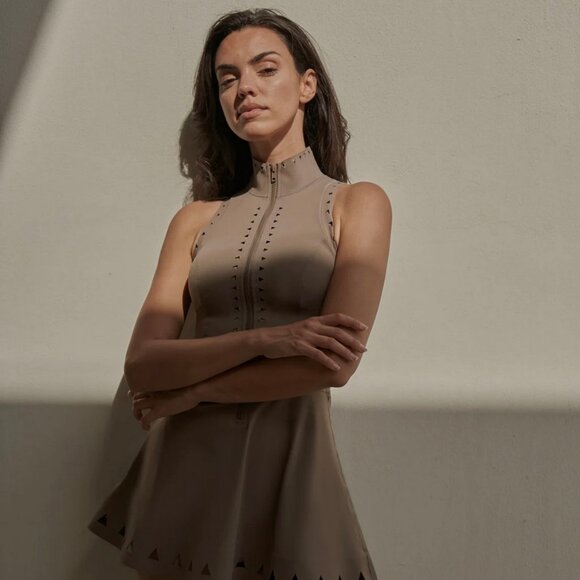 WISKII Lavish Laser Cut Zip Dress NEW With Tags - Picture 4 of 5